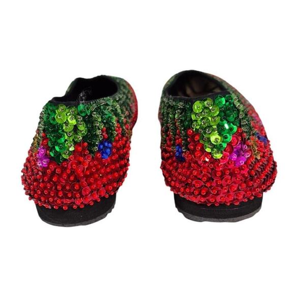 NWOT Charlie England City Sequined Holiday Flats Red/Green Ruby Slippers 9 - Picture 3 of 7